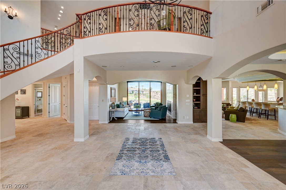 2 Camino Barcelona Place