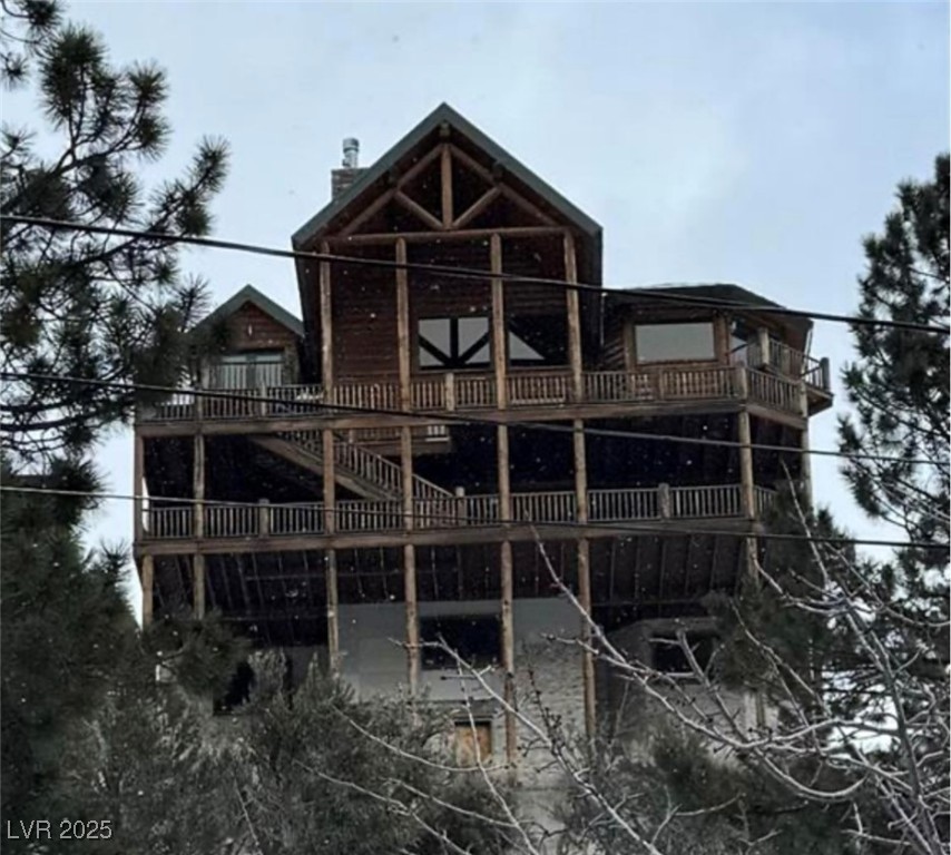 311 Crestview Drive