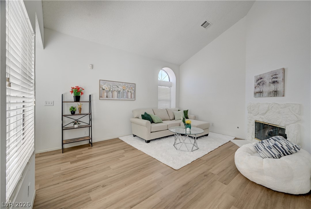 6732 W Accent Court