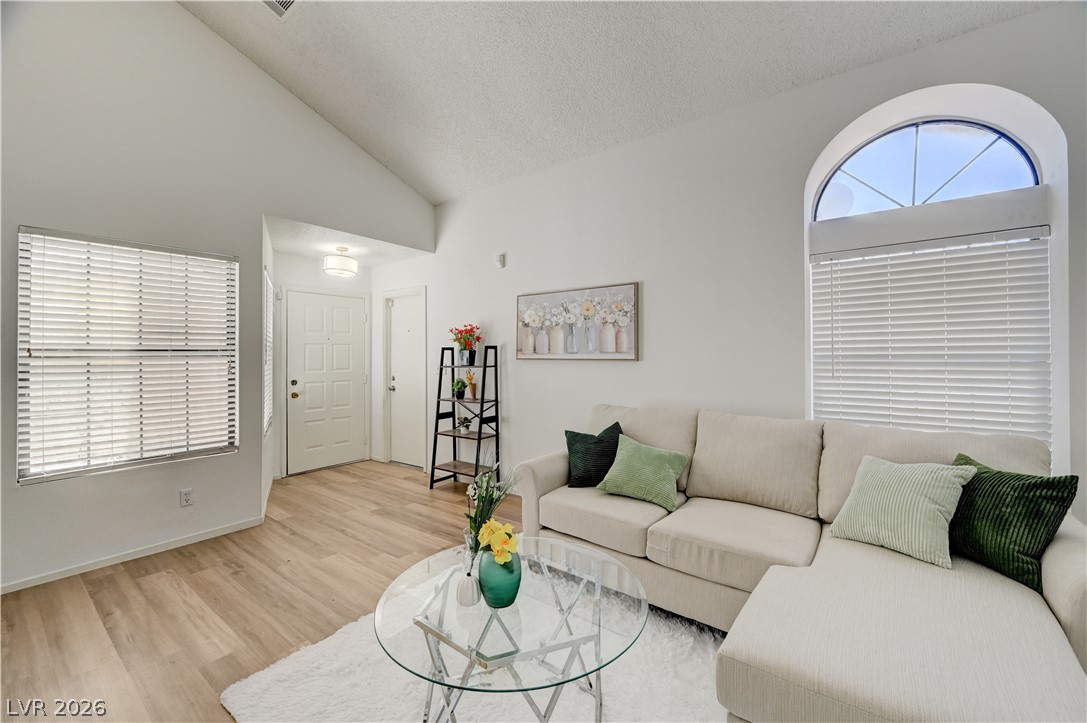 6732 W Accent Court