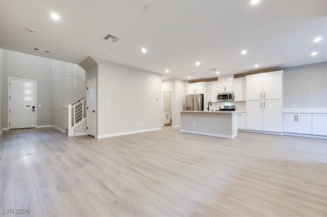 11941 Glide Reflection Avenue