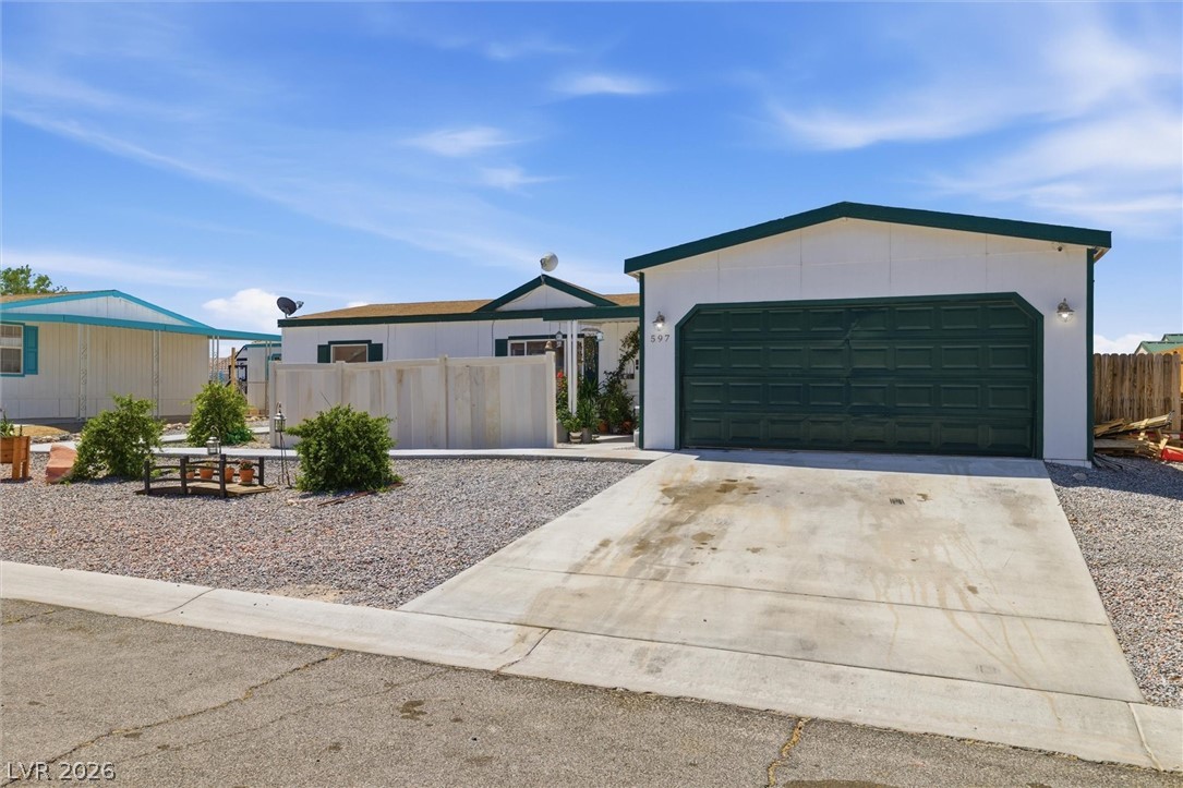 597 Krysta Lane
