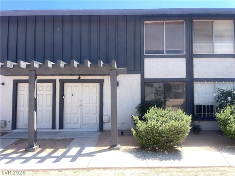 Townhouse For Rent - 3904 Blackford Place<br/> Clark County, Las Vegas, NV 89102