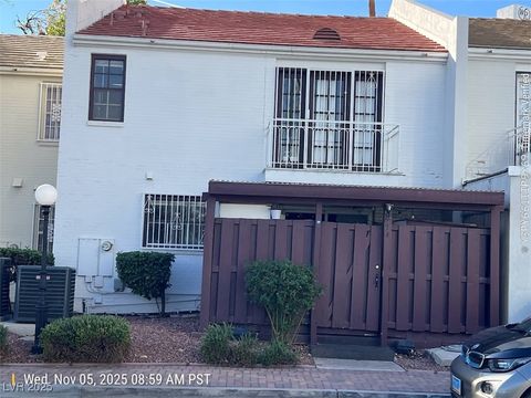 534 Tam O Shanter Las Vegas NV 89109