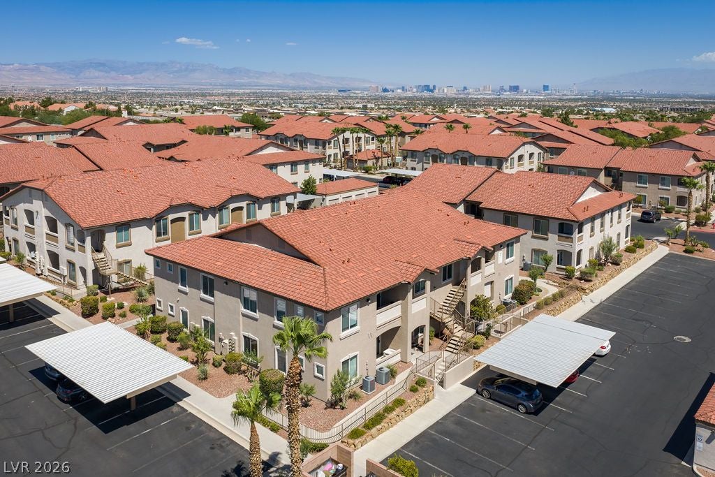 2305 W Horizon Ridge Parkway 2524