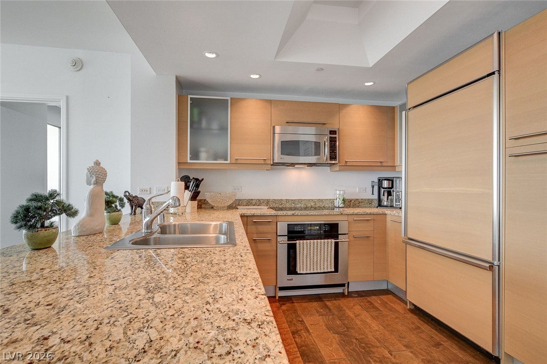 222 Karen Avenue 4101