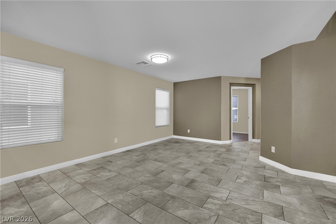 87 Wood Cliff Avenue