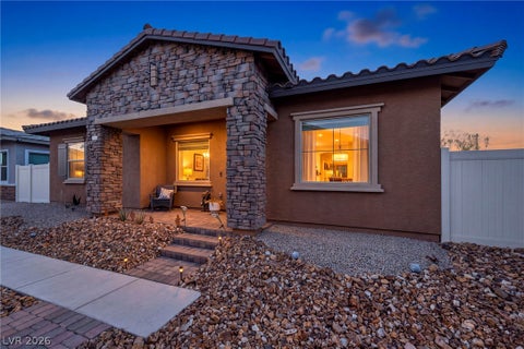 Photo of 208 Bennett Pointe Avenue, Henderson, NV 89011 (MLS # 2820364)