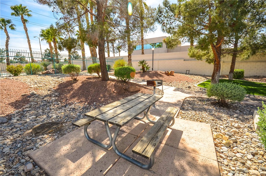 1000 Grammy Drive, Las Vegas, Nevada image 28