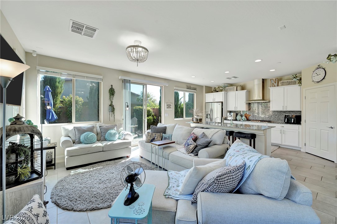 Properties 4 1844 Wolfcreek Falls Court