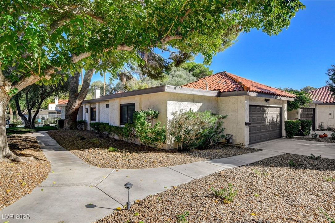 3448 Manzano Circle