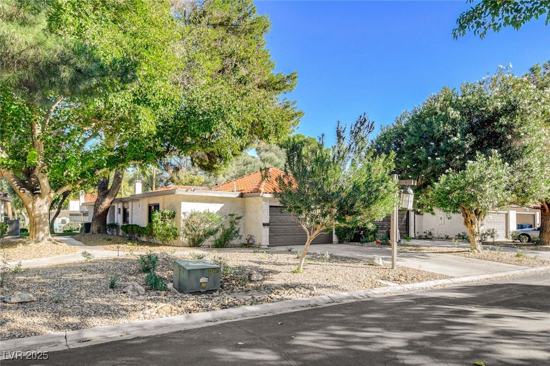 3448 Manzano Circle
