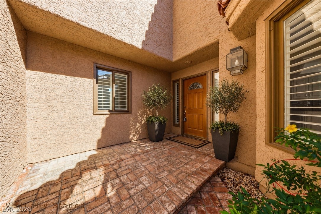 4912 Tierra Del Sol Drive