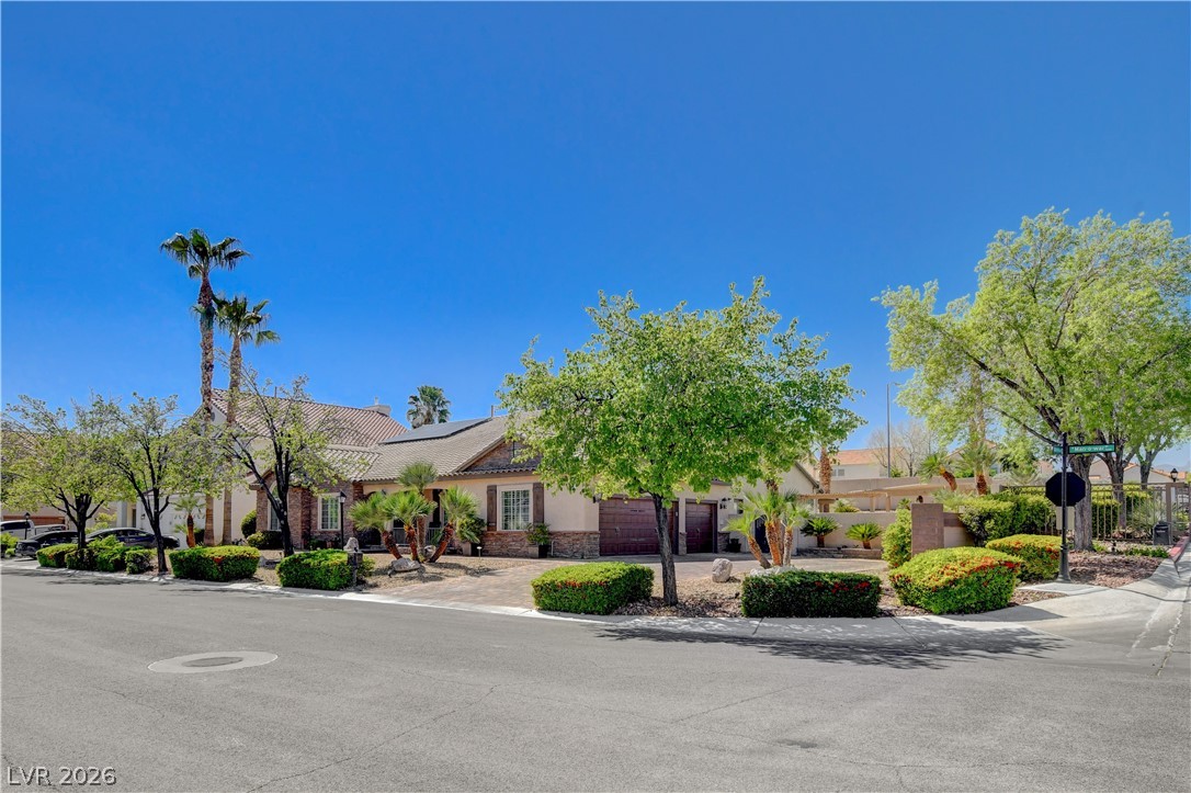 7651 Man O War Street