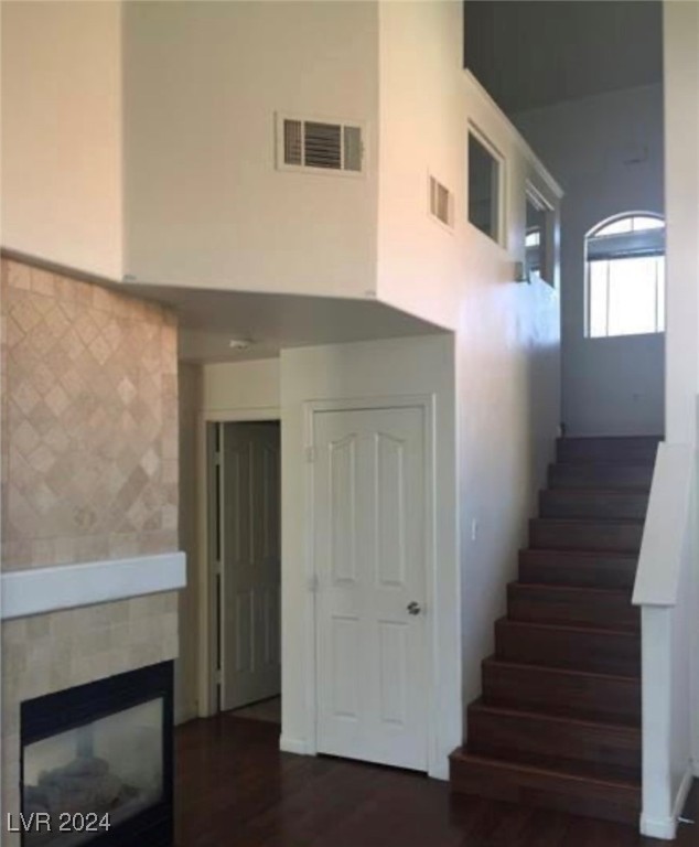 9076 Quarrystone Way, Las Vegas, Nevada image 5
