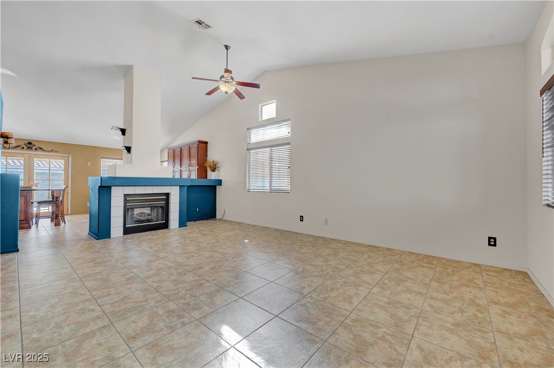 693 Scenic Tierra Lane