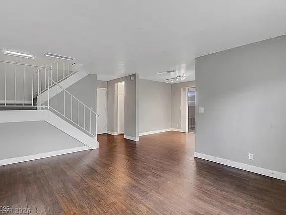 4339 Spencer Street 15