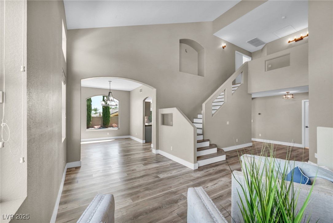 10353 Niagara Falls Lane