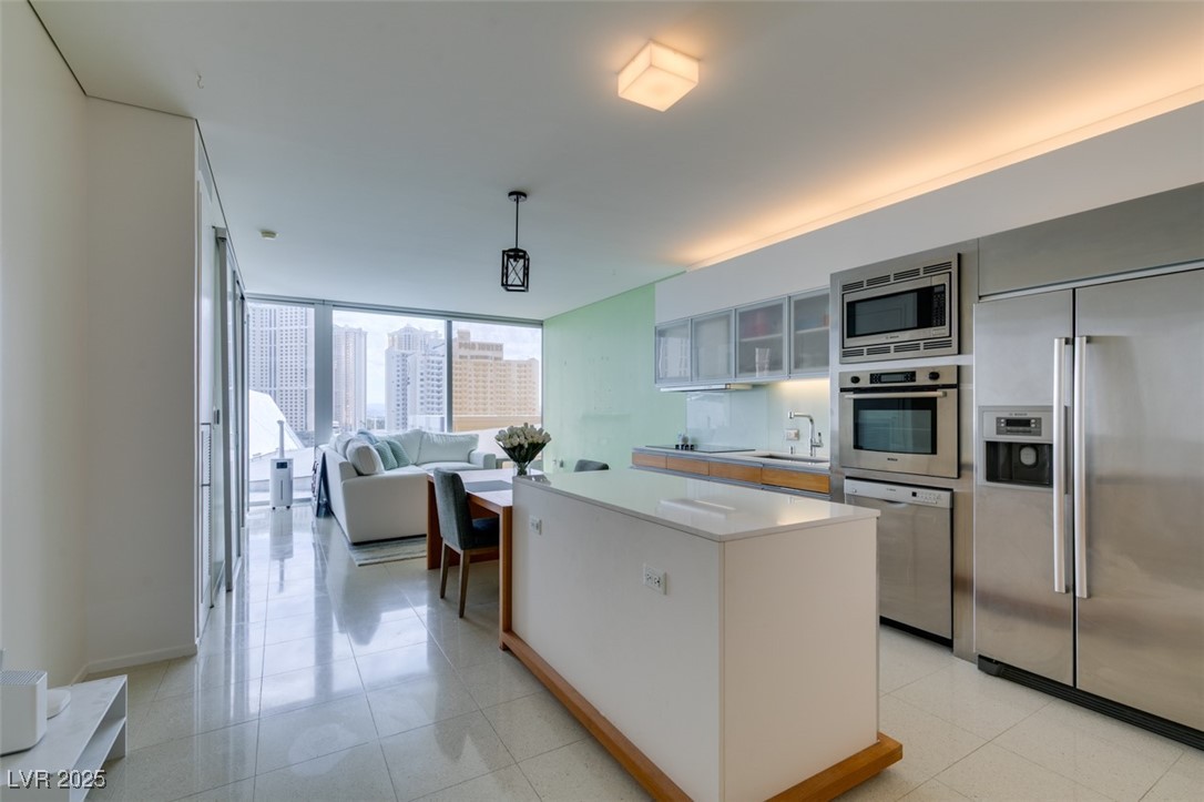 3722 Las Vegas Boulevard 304