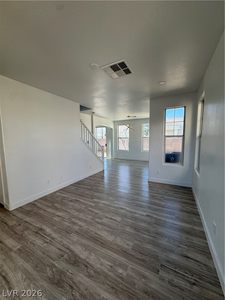 913 Jade Plant Street