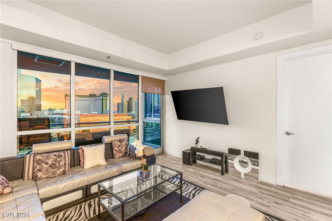4575 Dean Martin Drive 1103