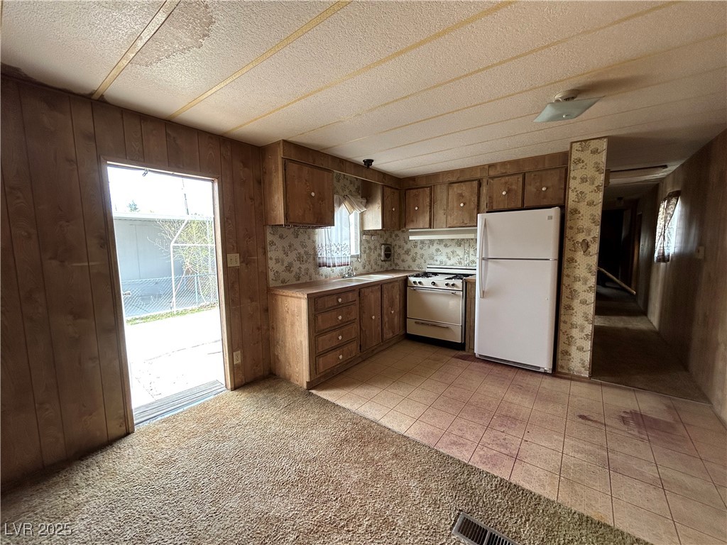 210 W Bonnie Claire Court, Pahrump, Nevada image 5