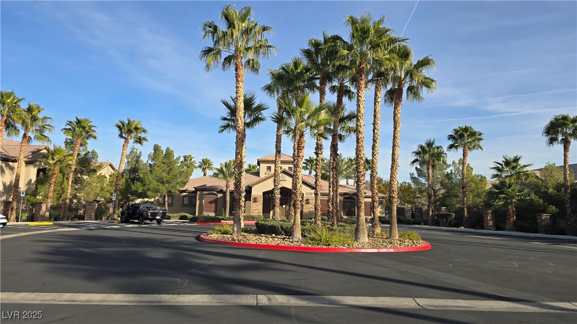 8250 N Grand Canyon Drive 1147