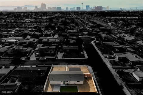 Photo of 616 Bowman Avenue, Las Vegas, NV 89106 (MLS # 2743281)