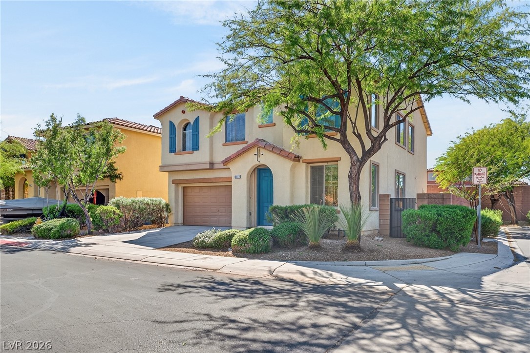 10527 Peach Creek Street