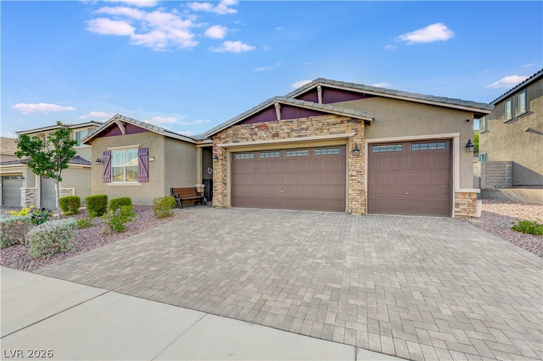 1332 Cattail Falls Street