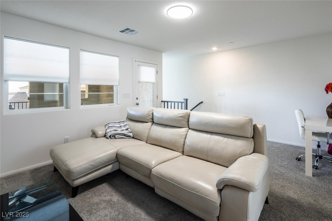 Las Vegas, Nevada 89148, United States, 4 Bedrooms Bedrooms, ,4 BathroomsBathrooms,Residential,Active,81042