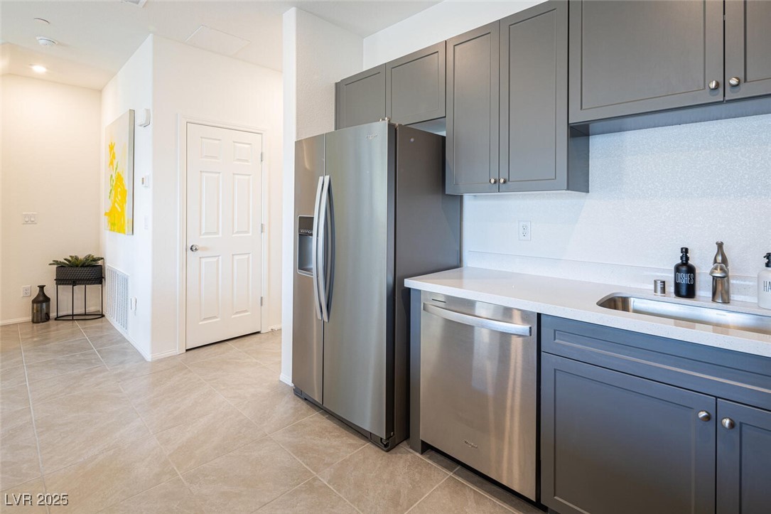 Las Vegas, Nevada 89148, United States, 4 Bedrooms Bedrooms, ,4 BathroomsBathrooms,Residential,Active,81042