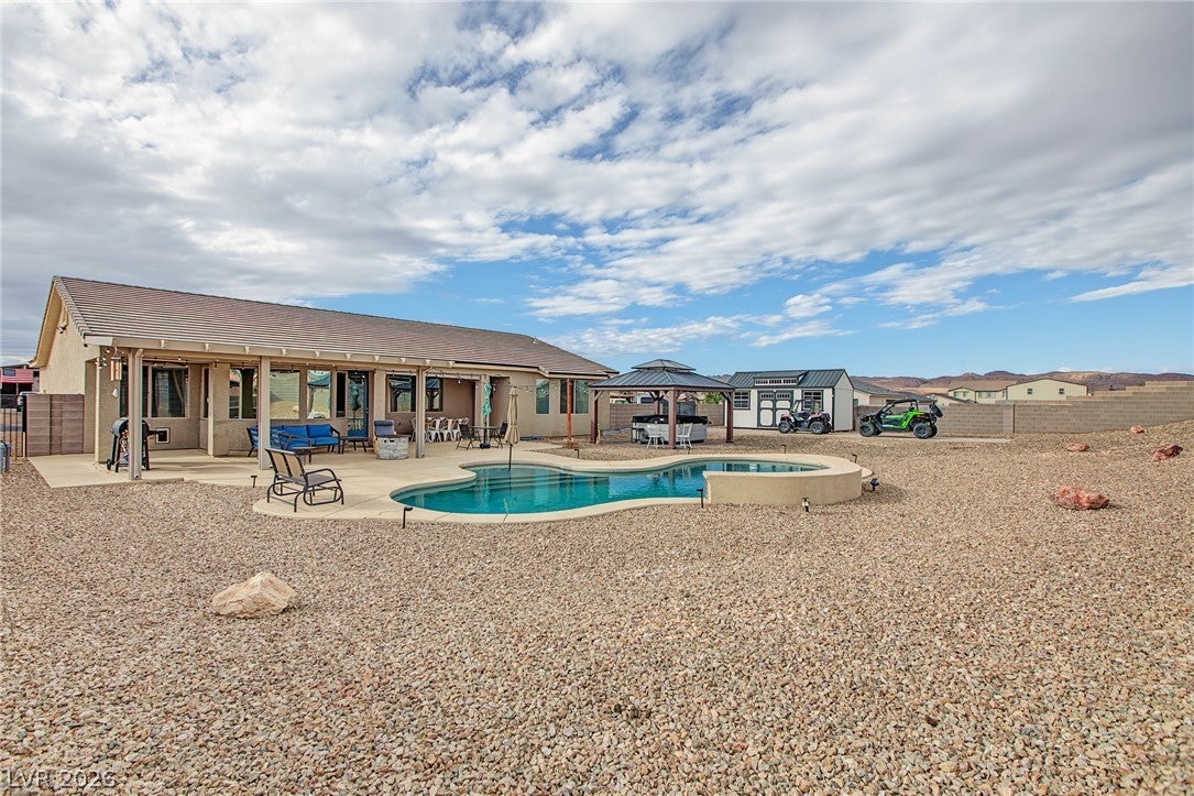 1532 Paintbrush Way