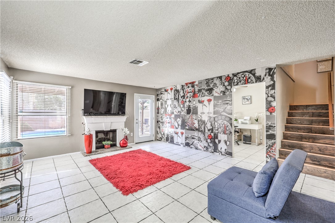 6633 Crosstimber Court
