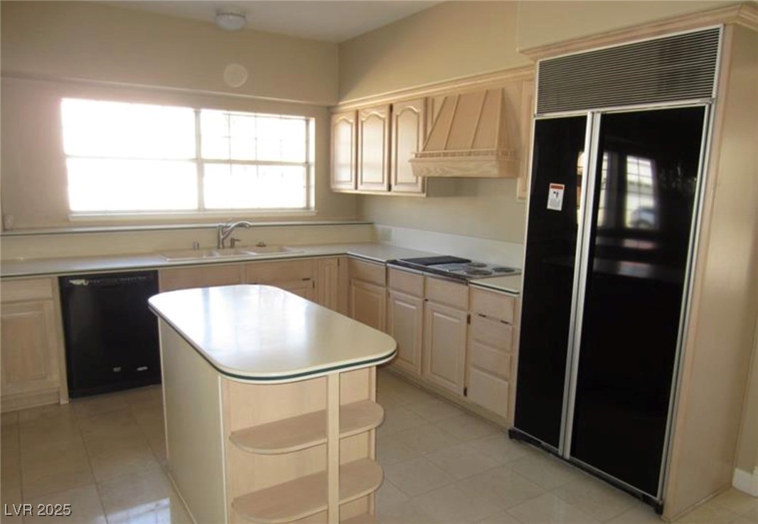 2830 Queens Courtyard Drive, Las Vegas, Nevada image 4