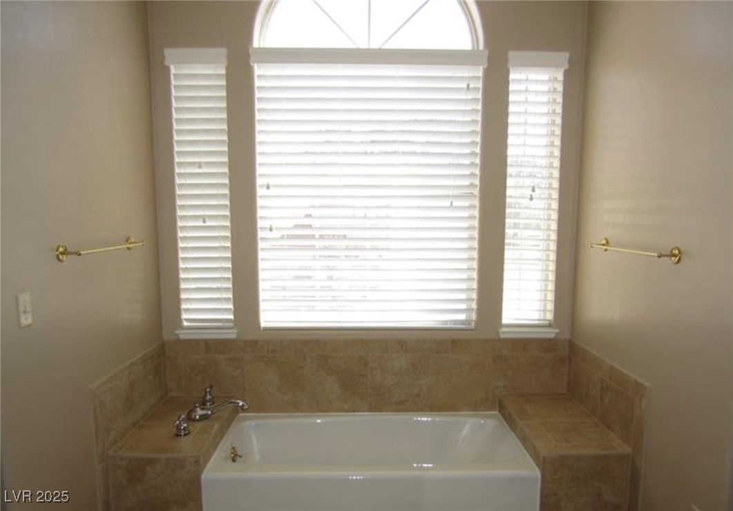 2830 Queens Courtyard Drive, Las Vegas, Nevada image 10