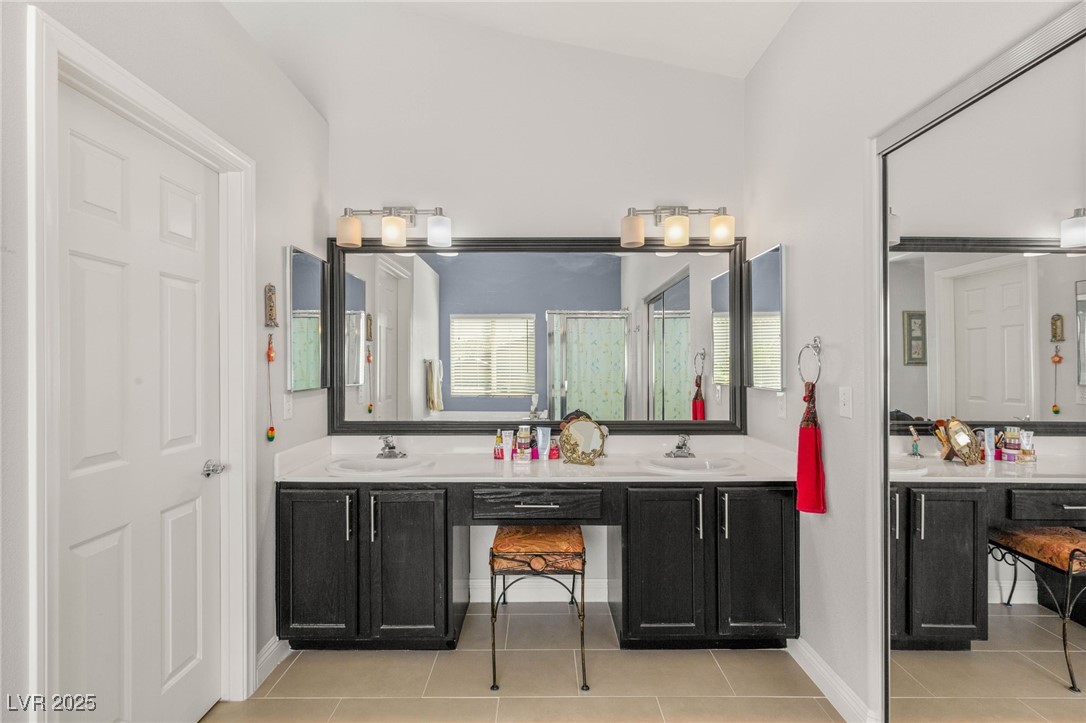 Las Vegas, Nevada 89141, United States, 4 Bedrooms Bedrooms, ,3 BathroomsBathrooms,Residential,Active,219826