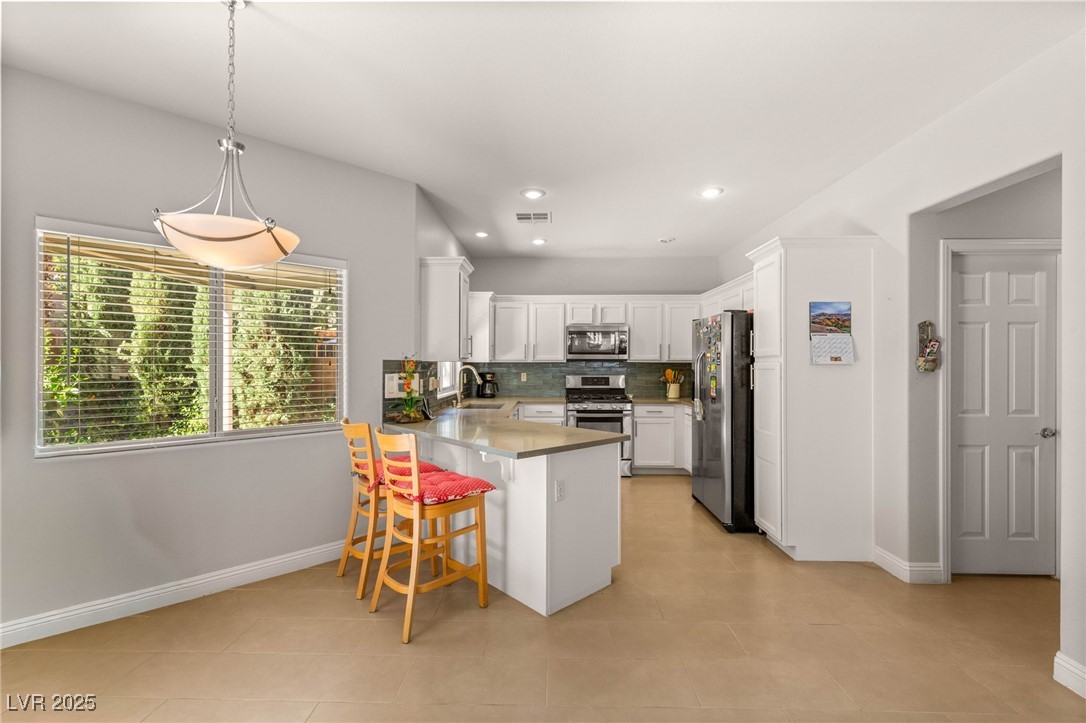 Las Vegas, Nevada 89141, United States, 4 Bedrooms Bedrooms, ,3 BathroomsBathrooms,Residential,Active,219826