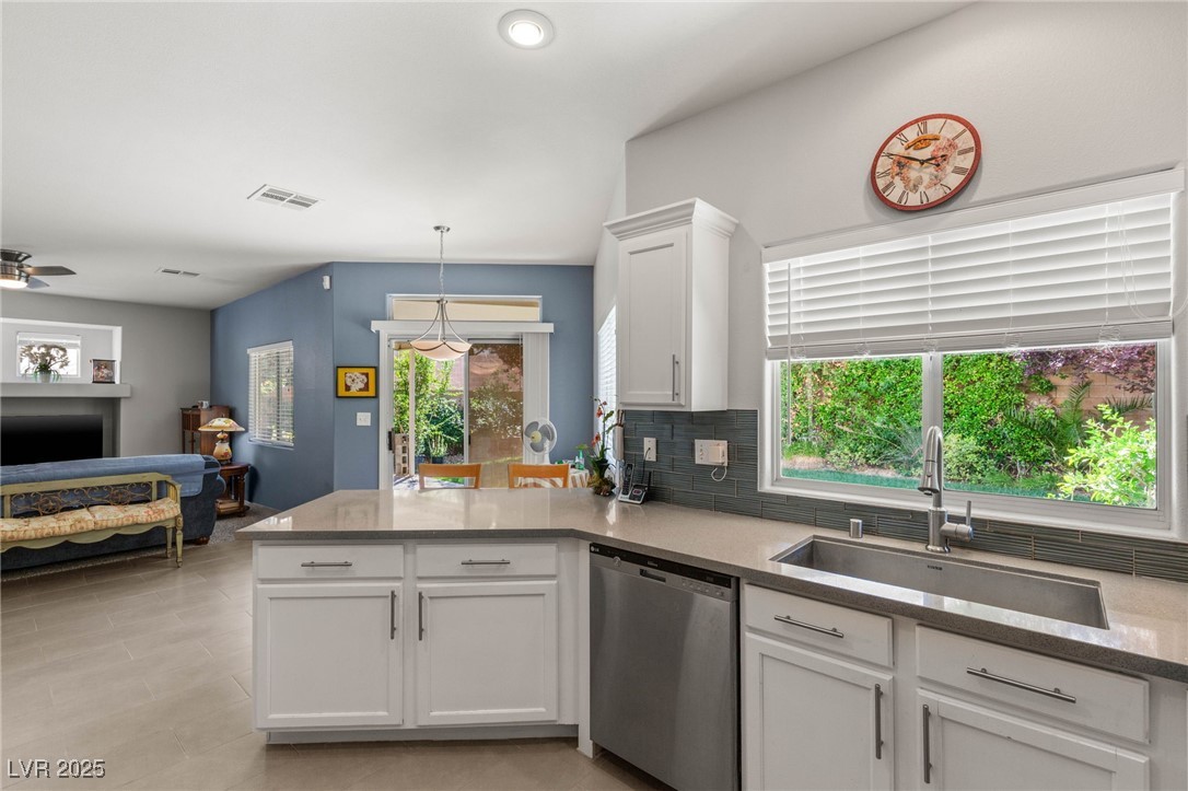 Las Vegas, Nevada 89141, United States, 4 Bedrooms Bedrooms, ,3 BathroomsBathrooms,Residential,Active,219826