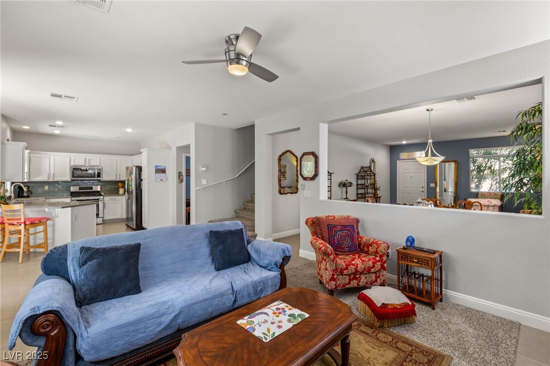 Las Vegas, Nevada 89141, United States, 4 Bedrooms Bedrooms, ,3 BathroomsBathrooms,Residential,Active,219826