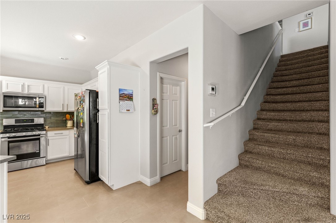 Las Vegas, Nevada 89141, United States, 4 Bedrooms Bedrooms, ,3 BathroomsBathrooms,Residential,Active,219826