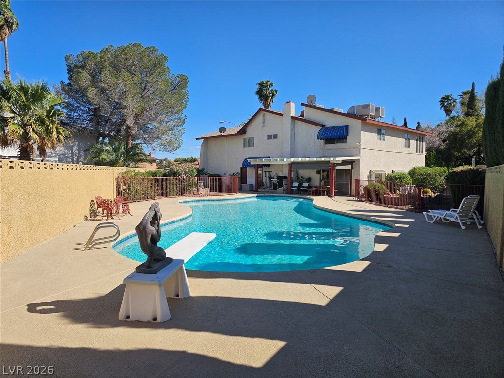 2940 Picasso Circle