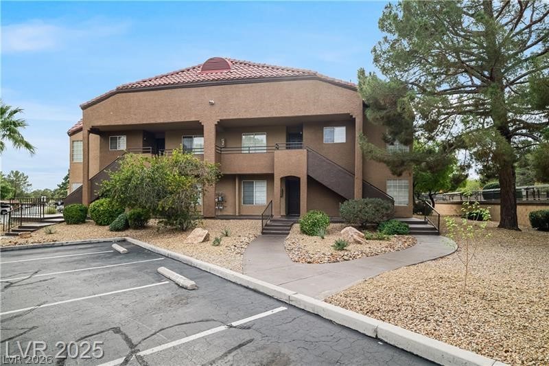 2200 S Fort Apache Road 2219