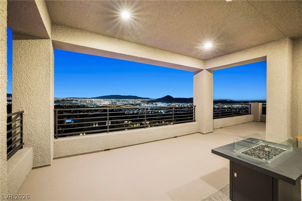 Photo of 526 Faucon Court, Henderson, NV 89012 (MLS # 2810824)