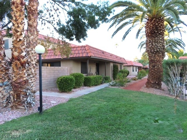 744 Apple Tree Court, Henderson, Nevada image 3