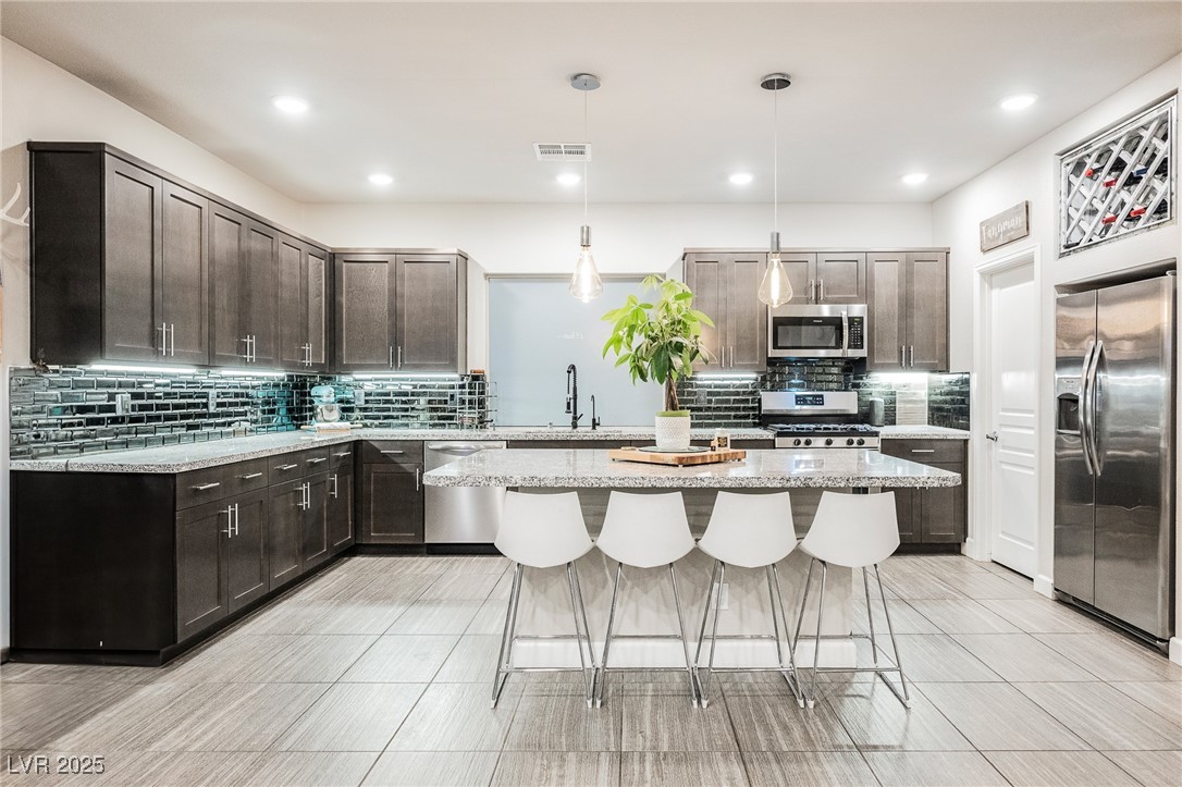 8113 Misty Canyon Avenue