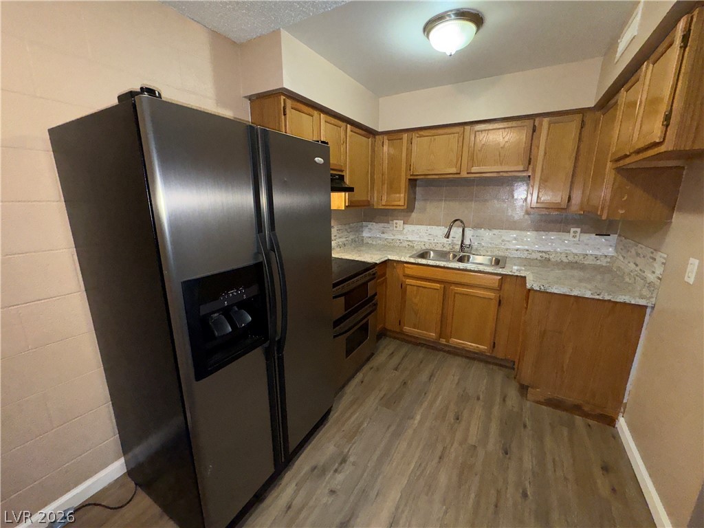 615 S Royal Crest Circle 11