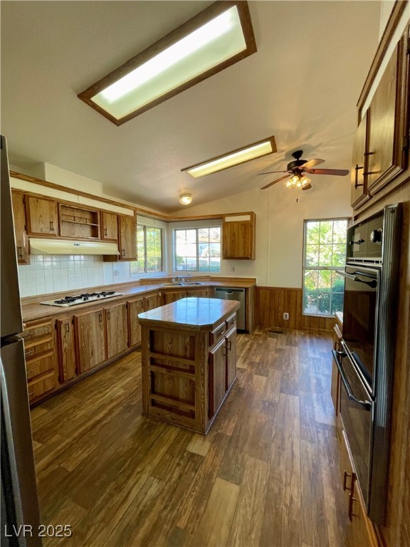 595 Lake Michigan Lane