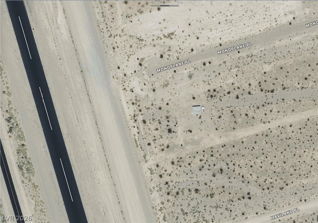 1121 E Monoplane Place