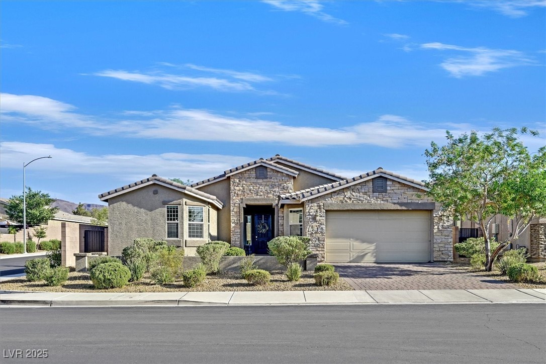 Henderson, Nevada 89014, United States, 3 Bedrooms Bedrooms, ,2 BathroomsBathrooms,Residential,Active,170478